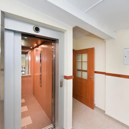 Zacisze Apartment